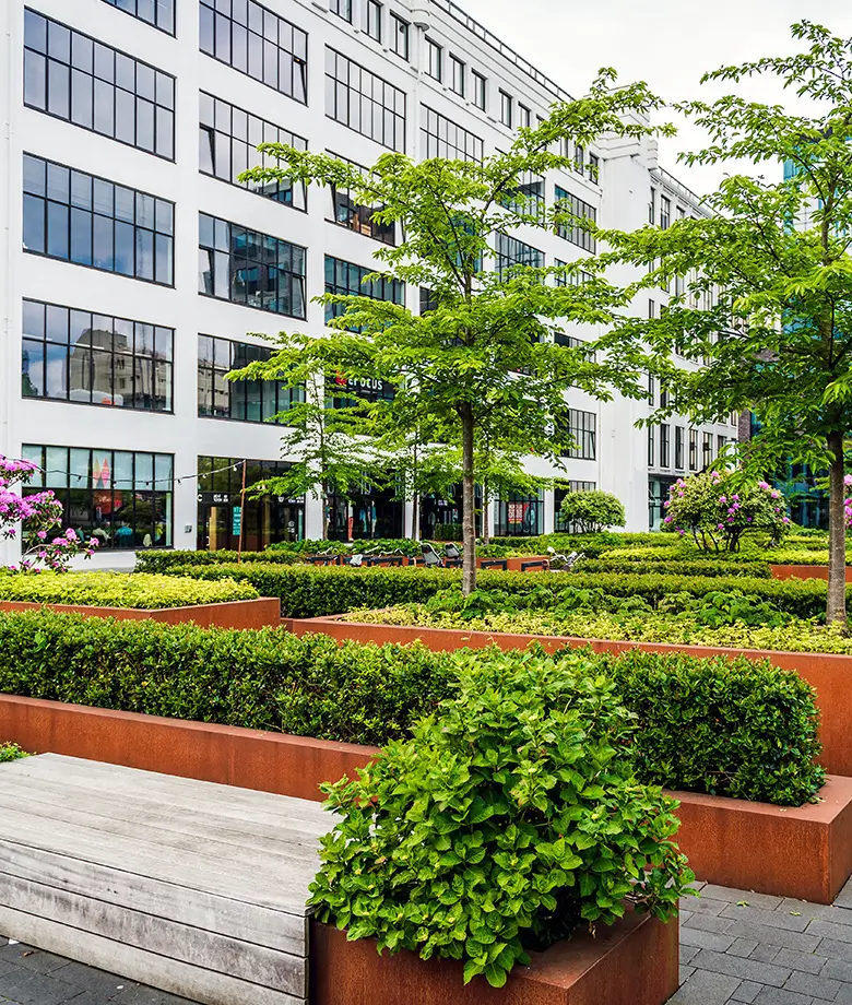 Commercial garden maintenance in Cornwall